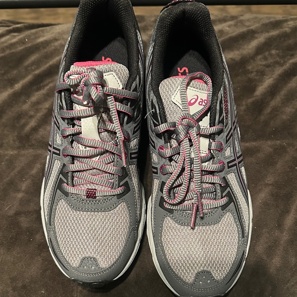 ASICS Women's Gray and Pink Athletic Shoes